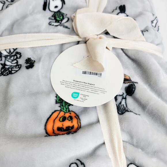 Peanuts Snoopy Halloween 60" x 90" - Twin VelvetSoft Mummy Berkshire Blanket NEW - Picture 4 of 9